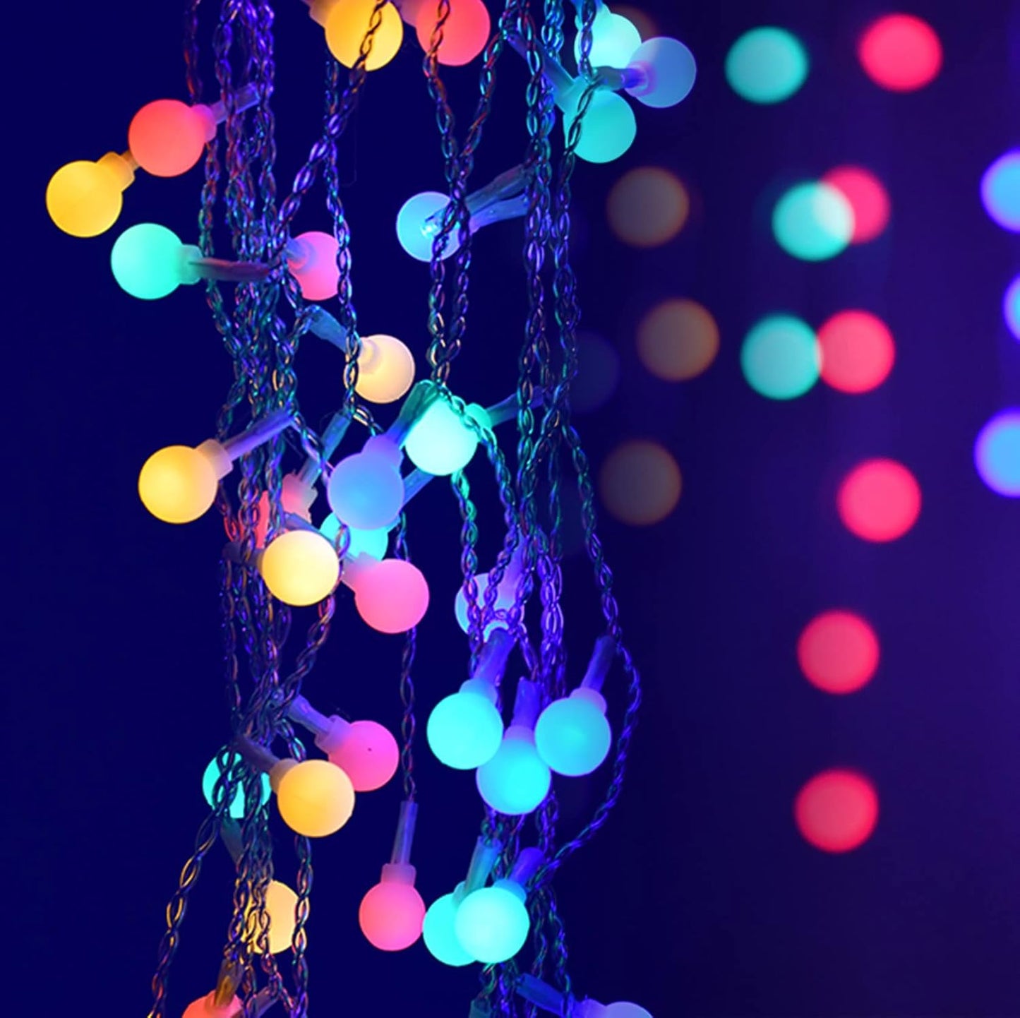 YOLIGHT White Ball Fairy Curtain Lights USB/Battery Powered